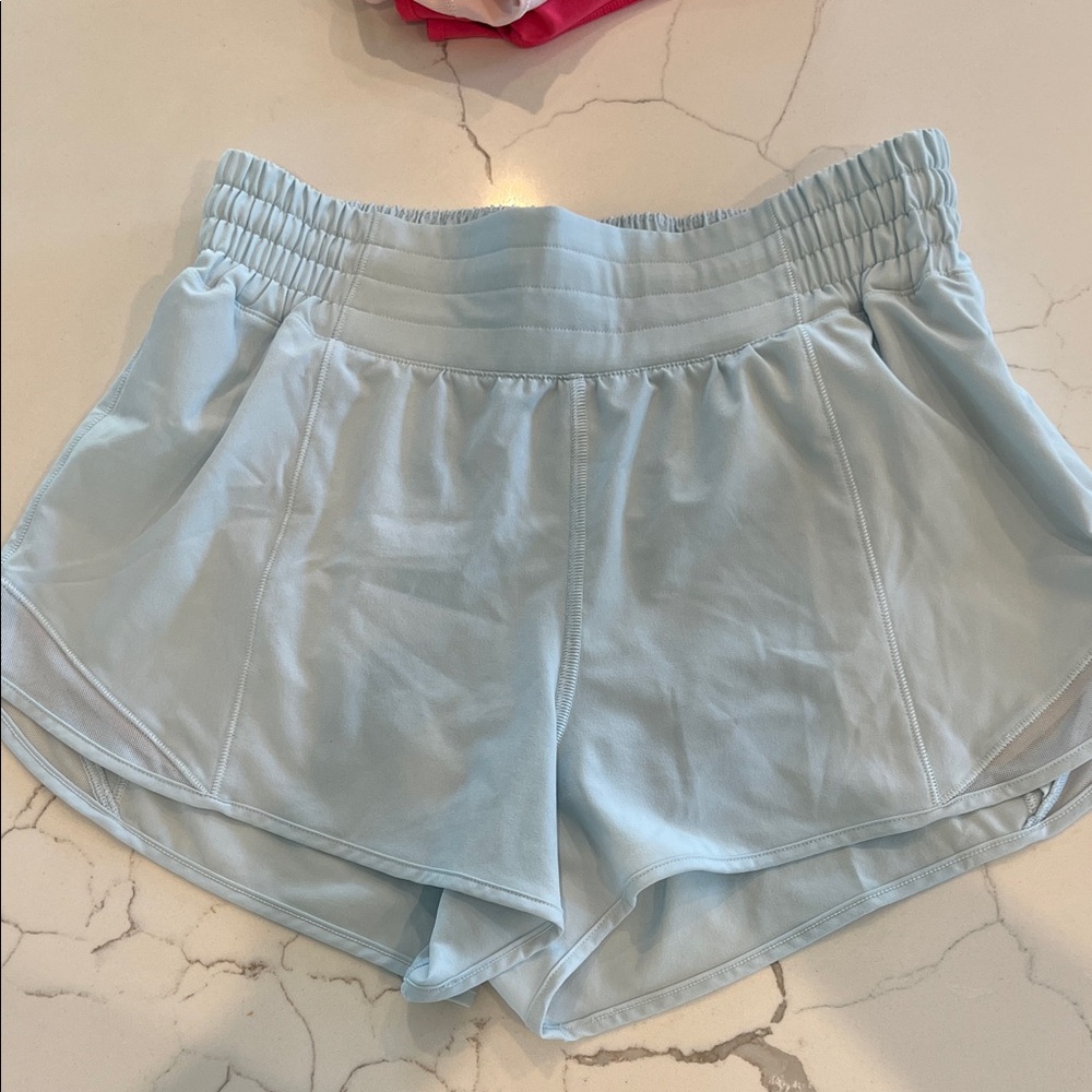 Lululemon Hotty Hot High Rise 6 Pale Blue Never Worn